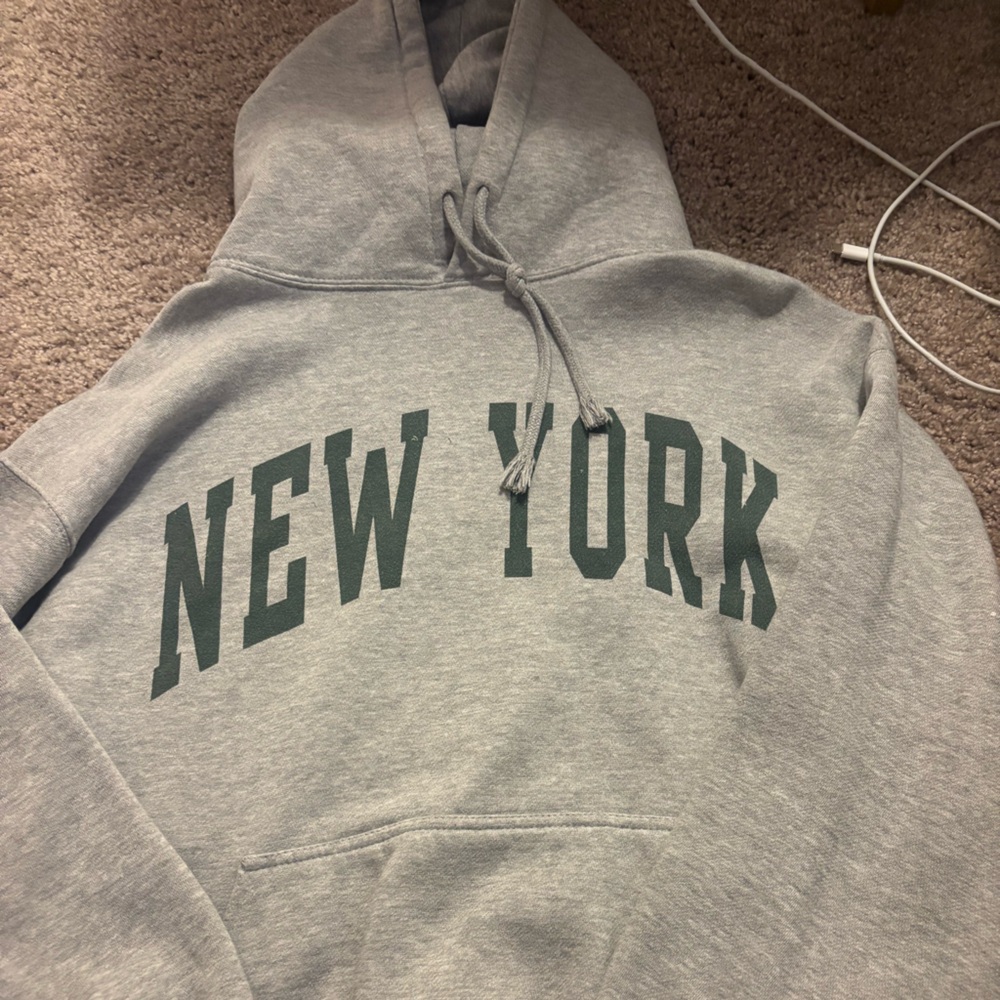 Brandy Melville Gray New York Hoodie